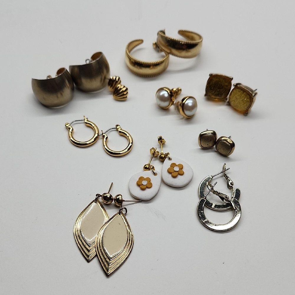 Mixed Gold and White Women's Earring Bundle